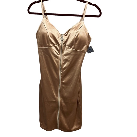 Haute Monde Gold Zippered Dress Size M NWT - Picture 1 of 4